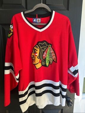 STARTER Red Chicago Hockey Jersey with Multicolor Crest